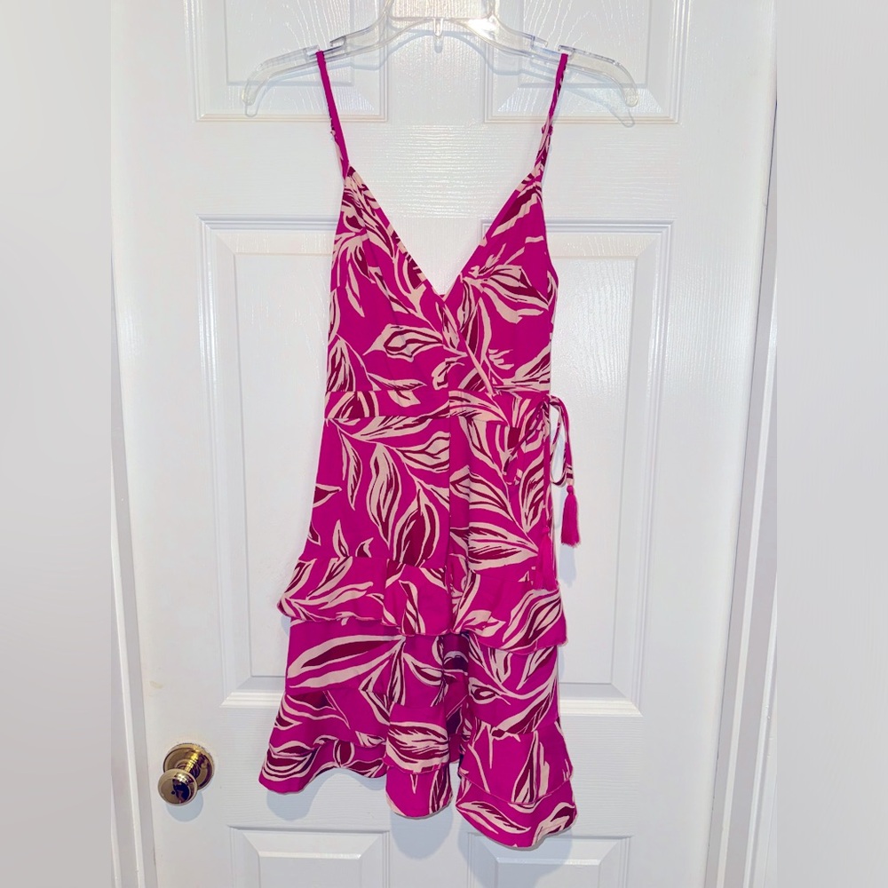 Land of the Free pink floral summer dress. Size S